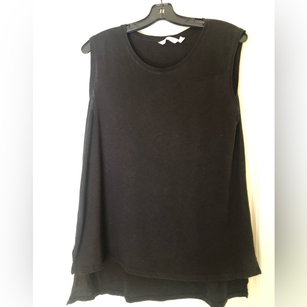 Woman’s Athleta Tank Top Medium